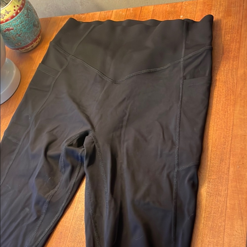 HALARA UltraSculpt Black Leggings